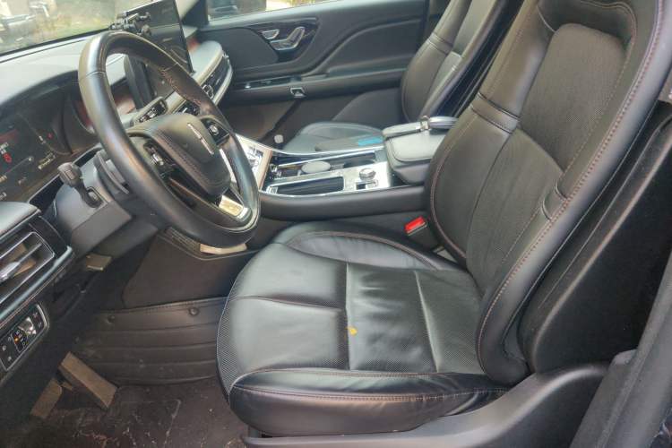 Used Lincoln Aviator 2022 3.0T V6 Four-Wheel Drive Luxury Edition Left Front Seat