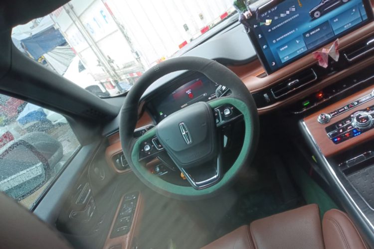 Used Lincoln Aviator 2022 3.0T V6 Four-Wheel Drive Luxury Edition Steering Wheel