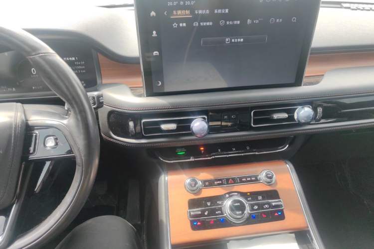 Used Lincoln Aviator 2022 3.0T V6 Four-Wheel Drive Luxury Edition Audio And AC Panel