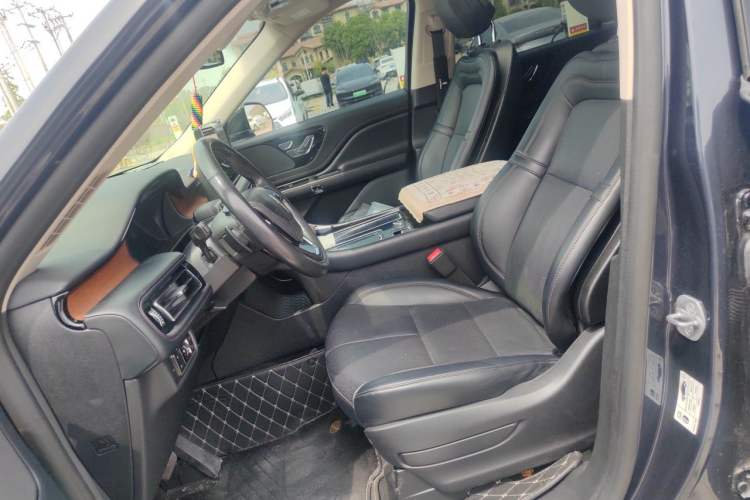 Used Lincoln Aviator 2022 3.0T V6 Four-Wheel Drive Luxury Edition Left Front Seat