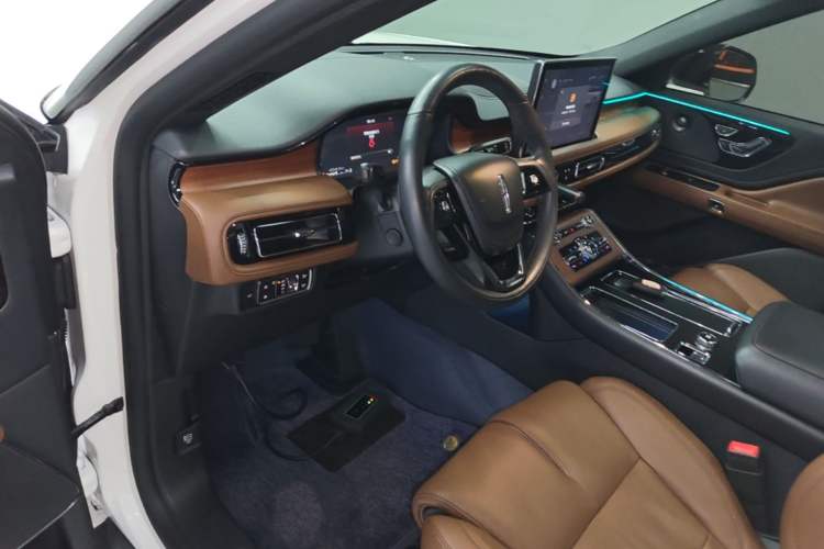 Used Lincoln Aviator 2022 3.0T V6 Four-Wheel Drive Luxury Edition Driver Seat