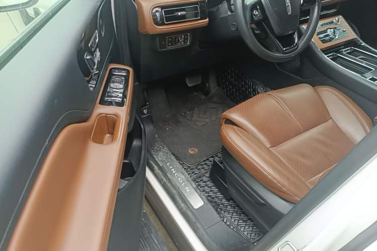 Used Lincoln Aviator 2022 3.0T V6 Four-Wheel Drive Luxury Edition Driver Seat