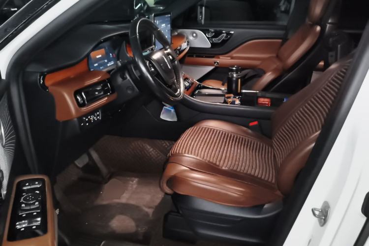 Used Lincoln Aviator 2022 3.0T V6 Four-Wheel Drive Executive Edition Driver Seat