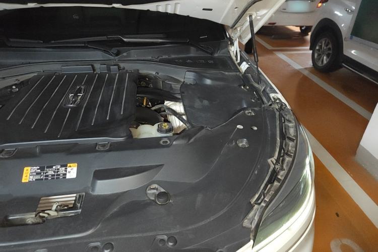 Used Lincoln Aviator 2022 3.0T V6 Four-Wheel Drive Luxury Edition Engine Bay Left
