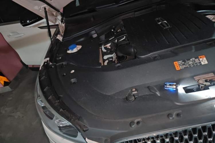 Used Lincoln Aviator 2022 3.0T V6 Four-Wheel Drive Executive Edition Engine Bay Right