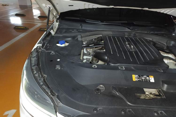 Used Lincoln Aviator 2022 3.0T V6 Four-Wheel Drive Luxury Edition Engine Bay Right