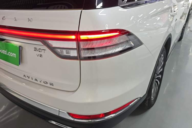 Used Lincoln Aviator 2022 3.0T V6 Four-Wheel Drive Luxury Edition Exterior 3