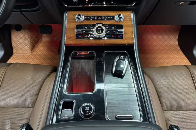 Used Lincoln Aviator 2022 3.0T V6 Four-Wheel Drive Executive Edition Gear Lever