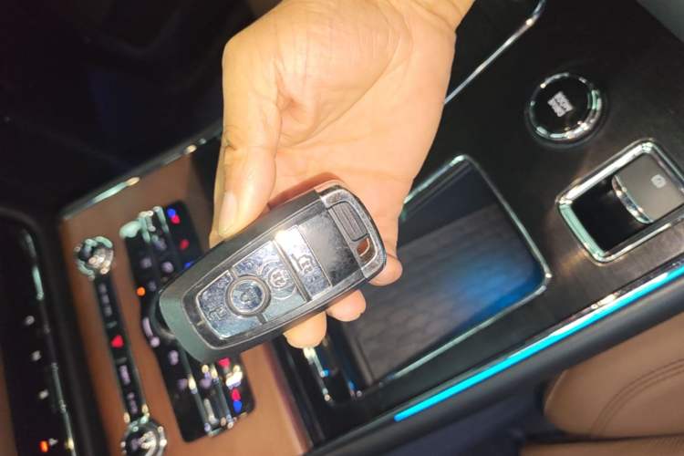 Used Lincoln Aviator 2022 3.0T V6 Four-Wheel Drive Luxury Edition Interior 1