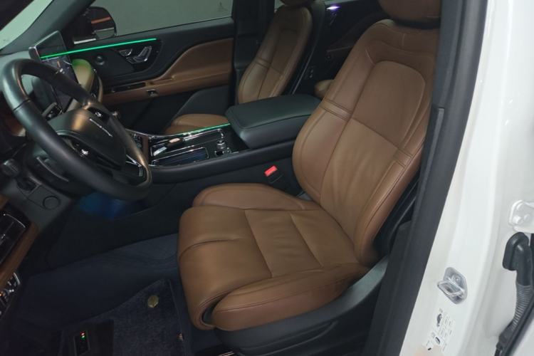 Used Lincoln Aviator 2022 3.0T V6 Four-Wheel Drive Luxury Edition Left Front Seat
