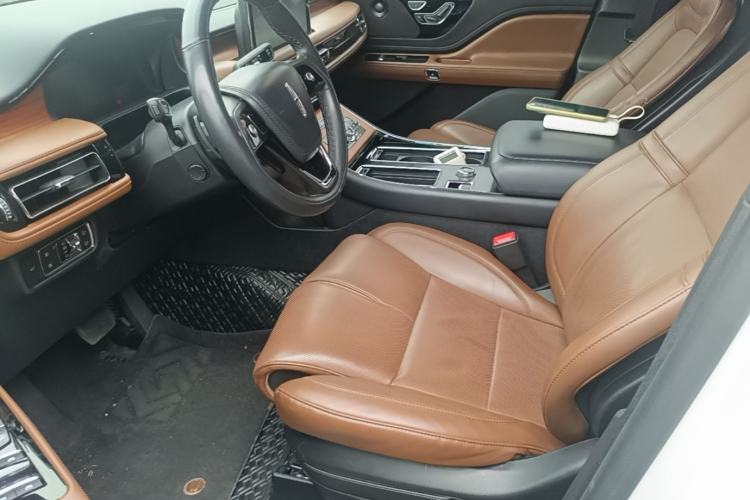 Used Lincoln Aviator 2022 3.0T V6 Four-Wheel Drive Luxury Edition Left Front Seat