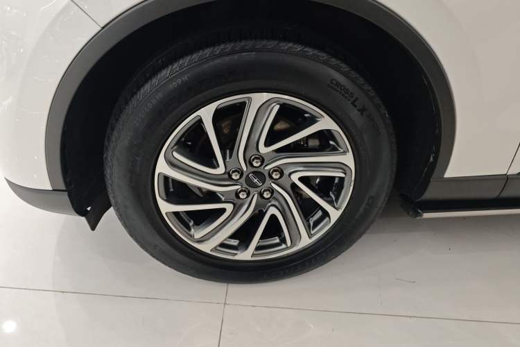 Used Lincoln Aviator 2022 3.0T V6 Four-Wheel Drive Luxury Edition Left Front Wheel Hub