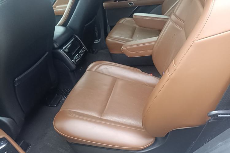 Used Lincoln Aviator 2022 3.0T V6 Four-Wheel Drive Luxury Edition Left Rear Seat
