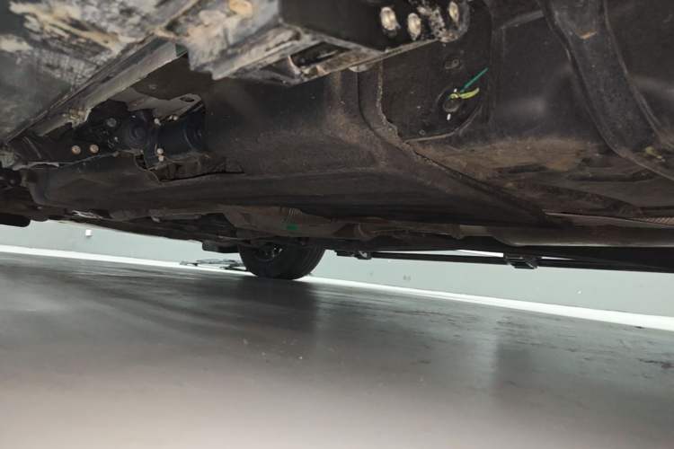 Used Lincoln Aviator 2022 3.0T V6 Four-Wheel Drive Luxury Edition Left Side Sill