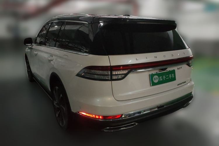 Used Lincoln Aviator 2022 3.0T V6 Four-Wheel Drive Executive Edition Rear Left 45 Deg