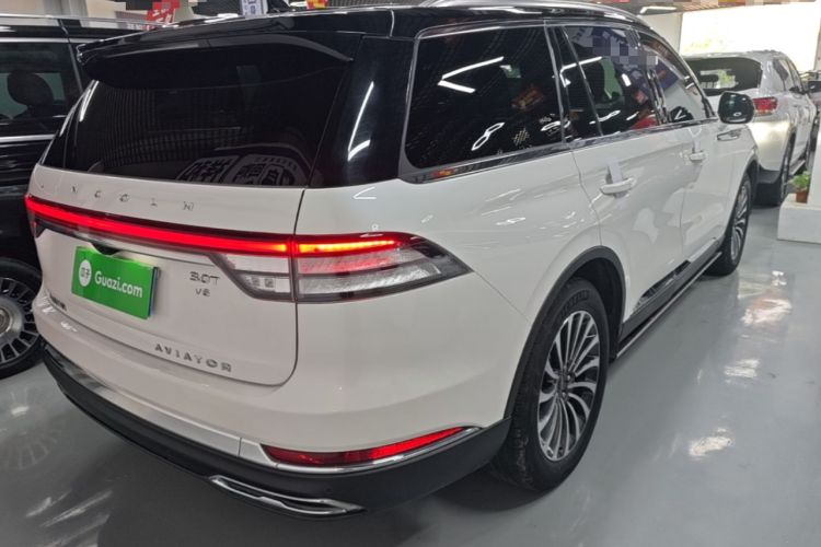 Used Lincoln Aviator 2022 3.0T V6 Four-Wheel Drive Luxury Edition Rear Right 45 Deg
