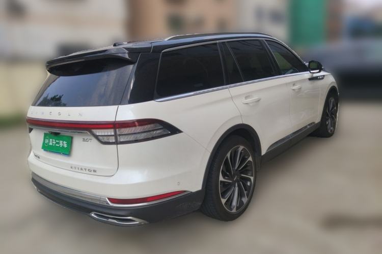 Used Lincoln Aviator 2022 3.0T V6 Four-Wheel Drive Executive Edition Rear Right 45 Deg