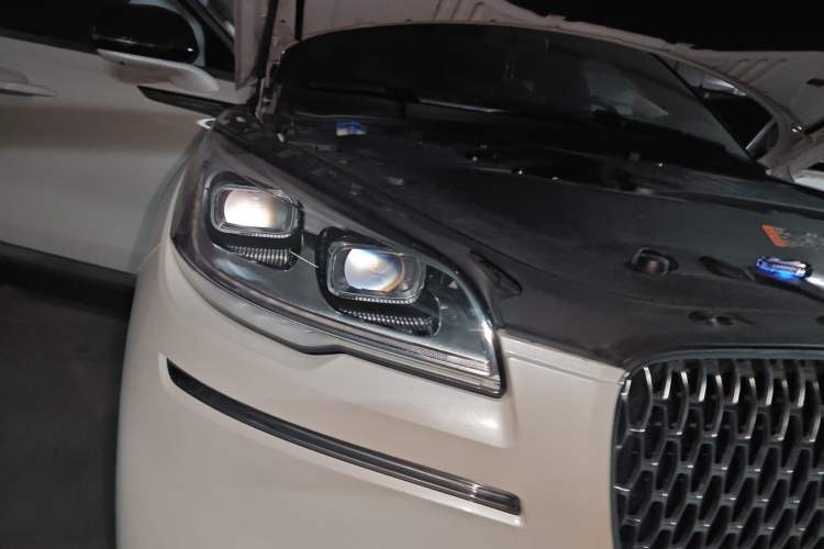 Used Lincoln Aviator 2022 3.0T V6 Four-Wheel Drive Executive Edition Right Front Headlight