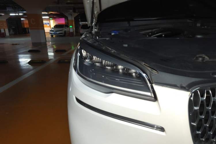 Used Lincoln Aviator 2022 3.0T V6 Four-Wheel Drive Luxury Edition Right Front Headlight