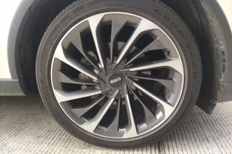 Used Lincoln Aviator 2022 3.0T V6 Four-Wheel Drive Executive Edition Right Front Wheel Hub