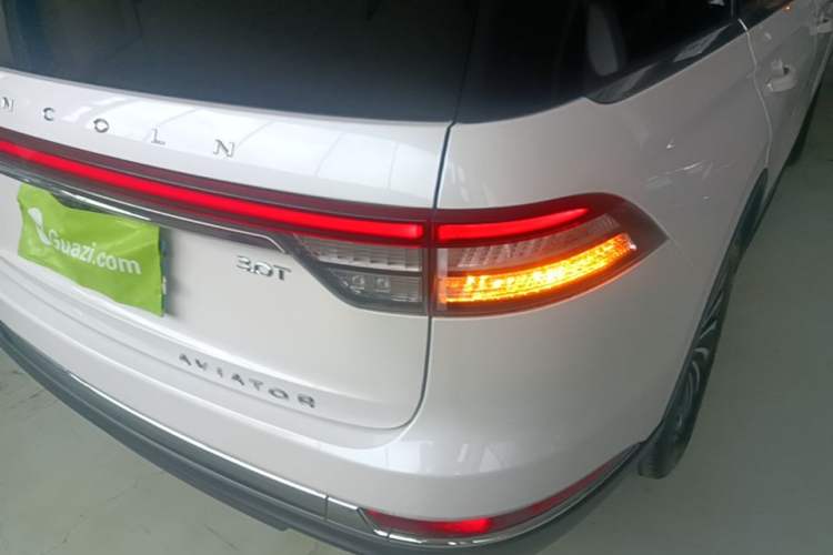 Used Lincoln Aviator 2022 3.0T V6 Four-Wheel Drive Luxury Edition Right Rear Taillight