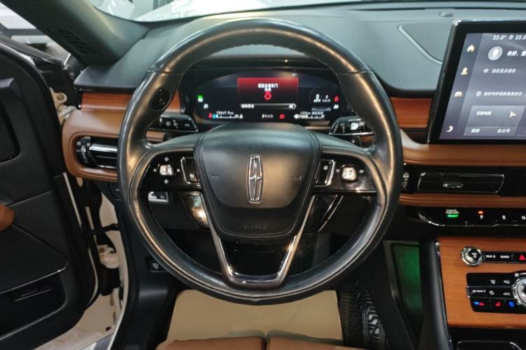 Used Lincoln Aviator 2022 3.0T V6 Four-Wheel Drive Luxury Edition Steering Wheel