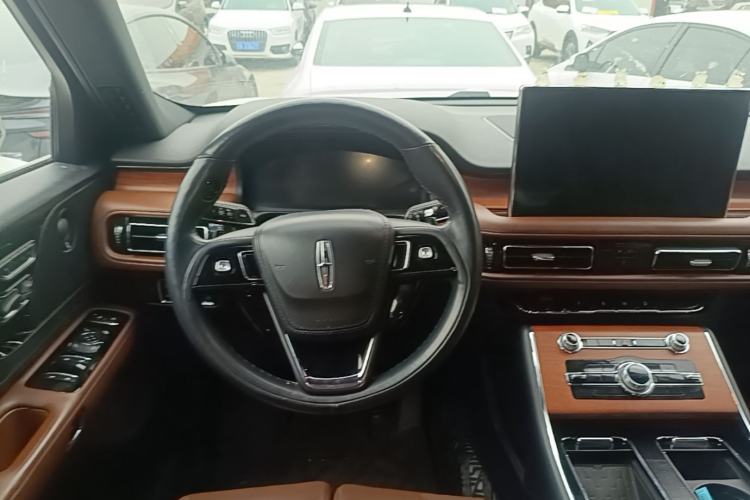 Used Lincoln Aviator 2022 3.0T V6 Four-Wheel Drive Luxury Edition Steering Wheel