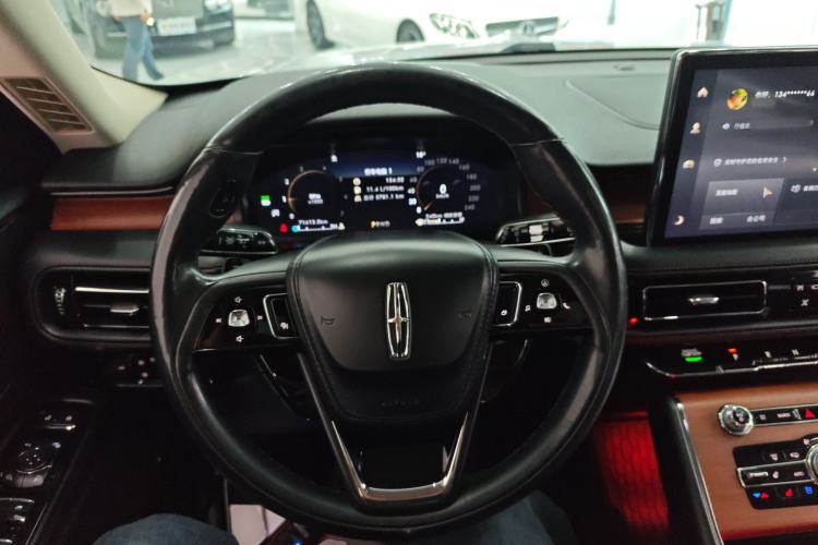 Used Lincoln Aviator 2022 3.0T V6 Four-Wheel Drive Luxury Edition Steering Wheel