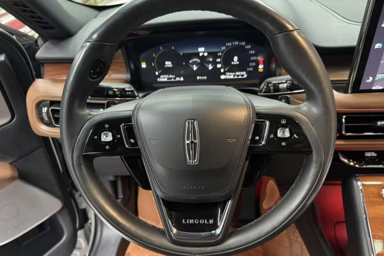 Used Lincoln Aviator 2022 3.0T V6 Four-Wheel Drive Executive Edition Steering Wheel