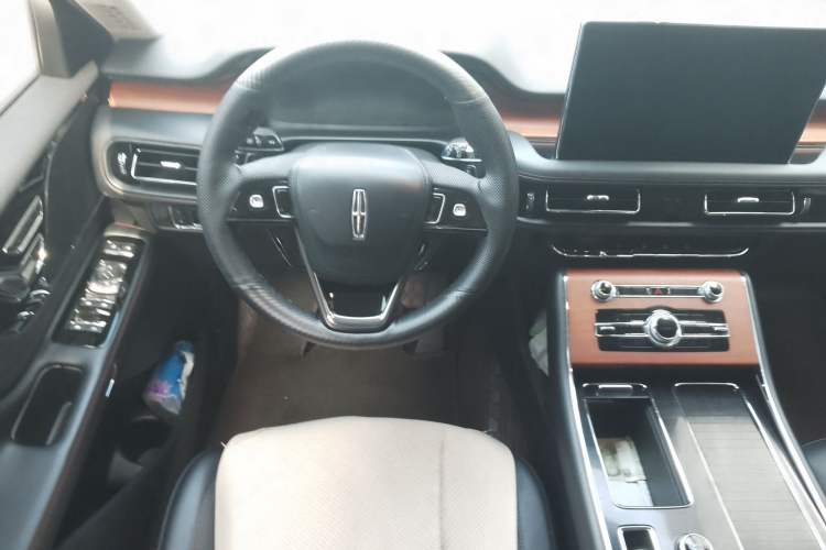Used Lincoln Aviator 2022 3.0T V6 Four-Wheel Drive Luxury Edition Steering Wheel