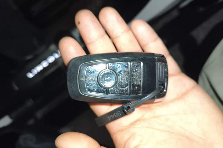 Used Lincoln Aviator 2022 3.0T V6 Four-Wheel Drive Executive Edition Vehicle Key