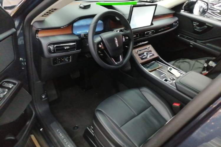 Used Lincoln Aviator 2023 3.0T V6 Four-Wheel Drive Luxury Cruise Version Six Seats Center Console