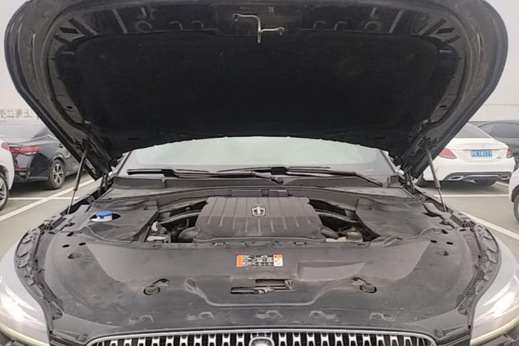 Used Lincoln Aviator 2023 3.0T V6 All-Wheel-Drive Zunya Cruise Version Six Seats Engine Bay