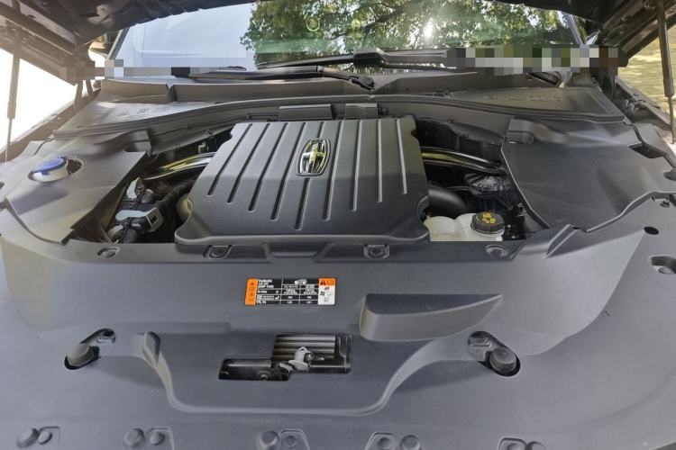 Used Lincoln Aviator 2023 3.0T V6 All-Wheel-Drive Zunya Cruise Version Six Seats Engine Bay