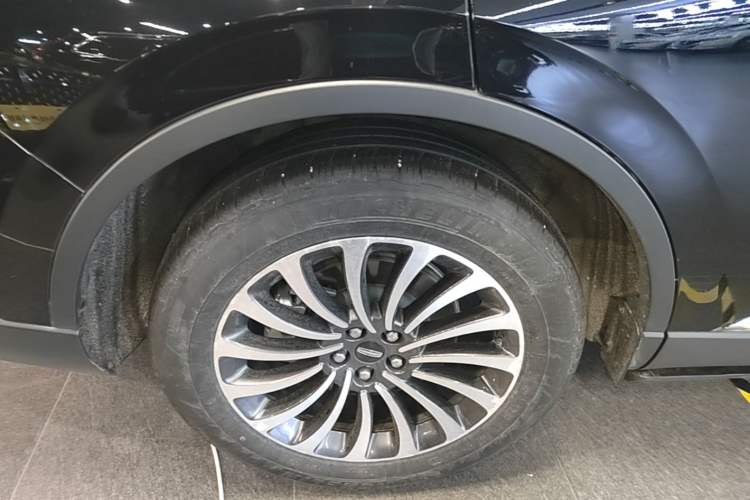 Used Lincoln Aviator 2023 3.0T V6 All-Wheel-Drive Zunya Cruise Version Six Seats Exterior 5