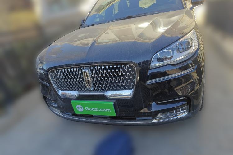 Used Lincoln Aviator 2023 3.0T V6 All-Wheel-Drive Executive Cruise Version Six Seats Front