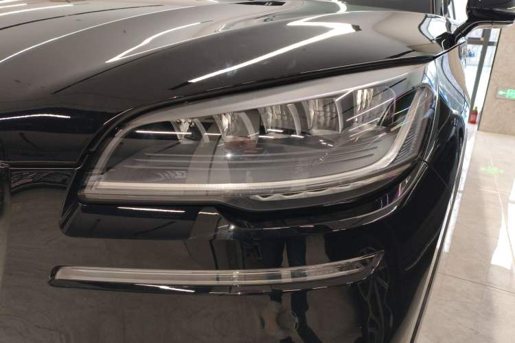 Used Lincoln Aviator 2023 3.0T V6 Four-Wheel Drive Luxury Cruise Version Six Seats Left Front Headlight