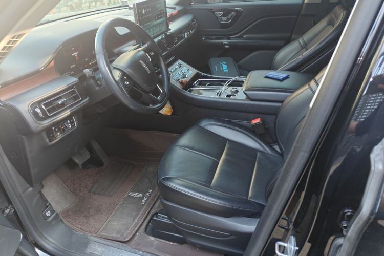 Used Lincoln Aviator 2023 3.0T V6 Four-Wheel Drive Luxury Cruise Version Six Seats Left Front Seat