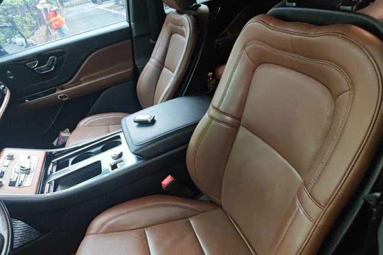 Used Lincoln Aviator 2023 3.0T V6 All-Wheel-Drive Zunya Cruise Version Six Seats Left Front Seat