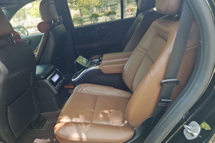 Used Lincoln Aviator 2023 3.0T V6 All-Wheel-Drive Zunya Cruise Version Six Seats Left Rear Seat