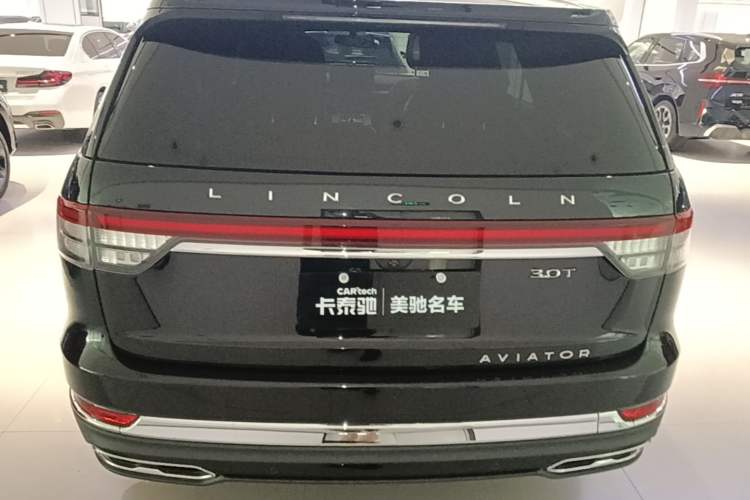 Used Lincoln Aviator 2023 3.0T V6 All-Wheel-Drive Zunya Cruise Version Six Seats Rear