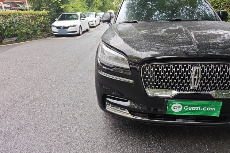 Used Lincoln Aviator 2023 3.0T V6 All-Wheel-Drive Zunya Cruise Version Six Seats Right Front Headlight