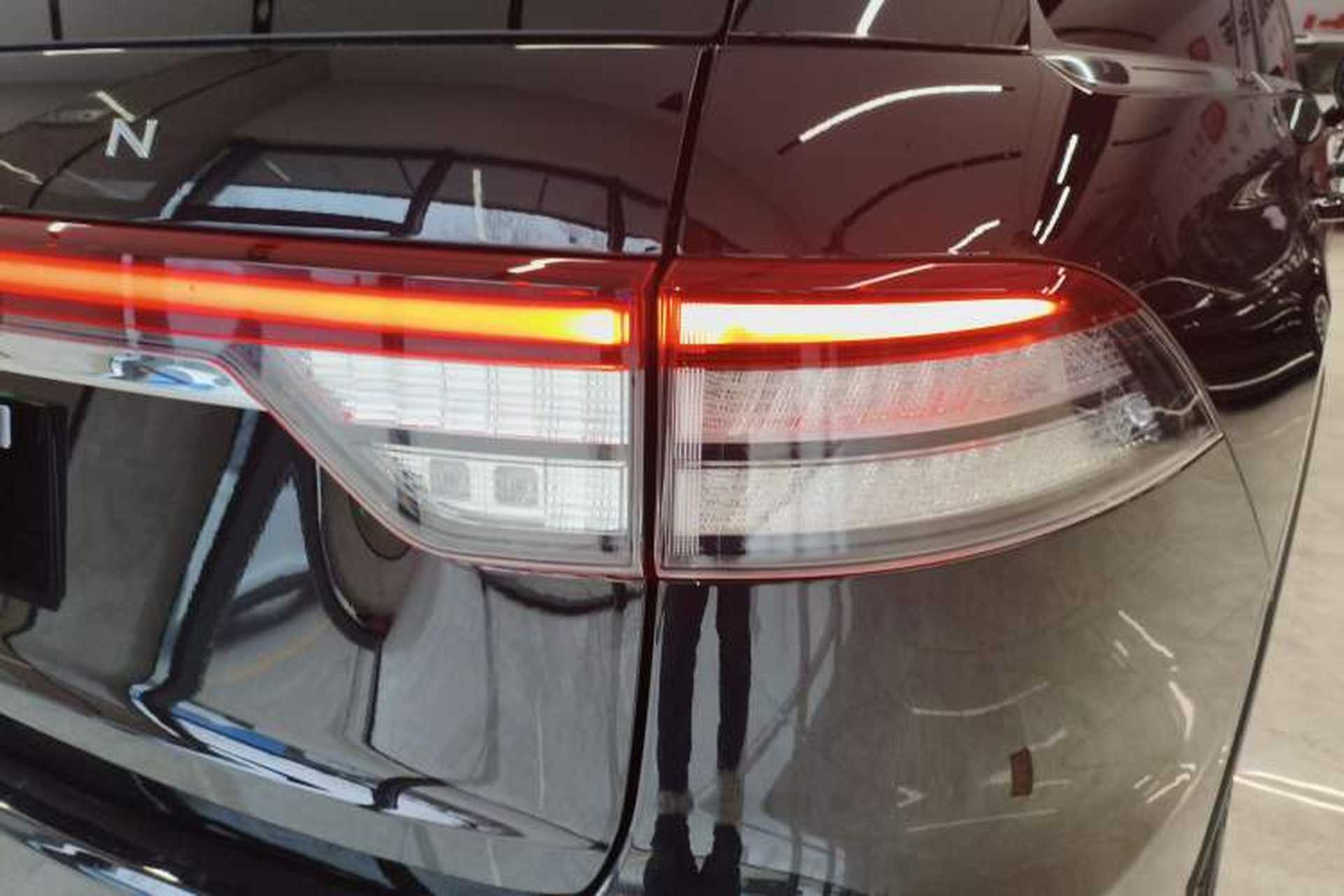 Used Lincoln Aviator 2023 3.0T V6 Four-Wheel Drive Luxury Cruise Version Six Seats Right Rear Taillight