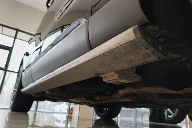 Used Lincoln Aviator 2023 3.0T V6 Four-Wheel Drive Luxury Cruise Version Six Seats Right Side Sill