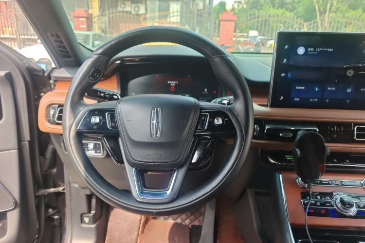 Used Lincoln Aviator 2023 3.0T V6 All-Wheel-Drive Zunya Cruise Version Six Seats Steering Wheel