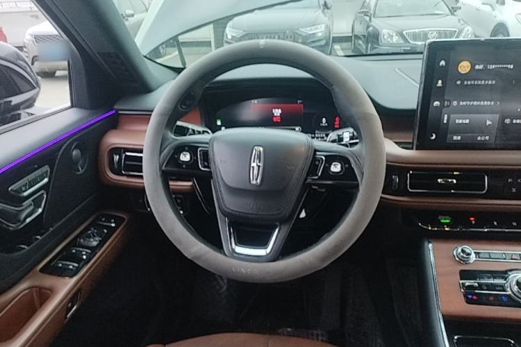 Used Lincoln Aviator 2023 3.0T V6 All-Wheel-Drive Zunya Cruise Version Six Seats Steering Wheel