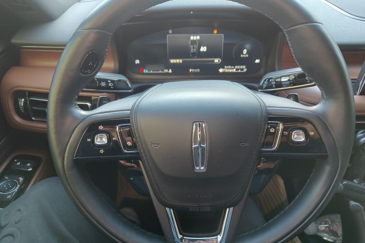 Used Lincoln Aviator 2023 3.0T V6 All-Wheel-Drive Executive Cruise Version Six Seats Steering Wheel