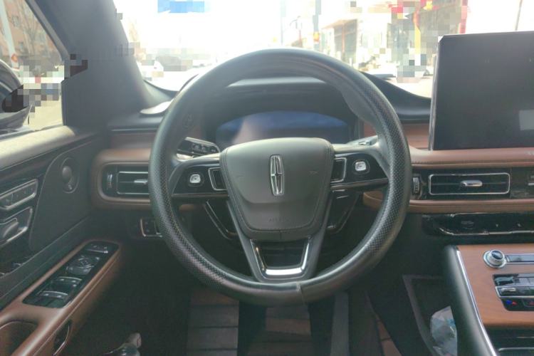 Used Lincoln Aviator 2023 3.0T V6 All-Wheel-Drive Zunya Cruise Version Six Seats Steering Wheel