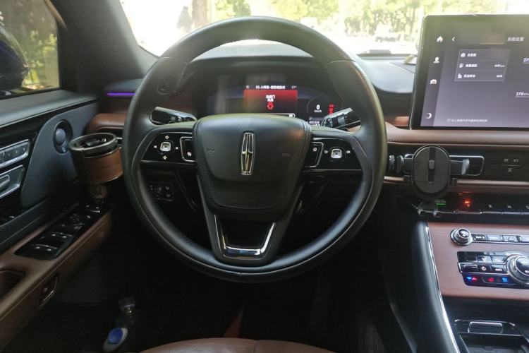 Used Lincoln Aviator 2023 3.0T V6 All-Wheel-Drive Zunya Cruise Version Six Seats Steering Wheel
