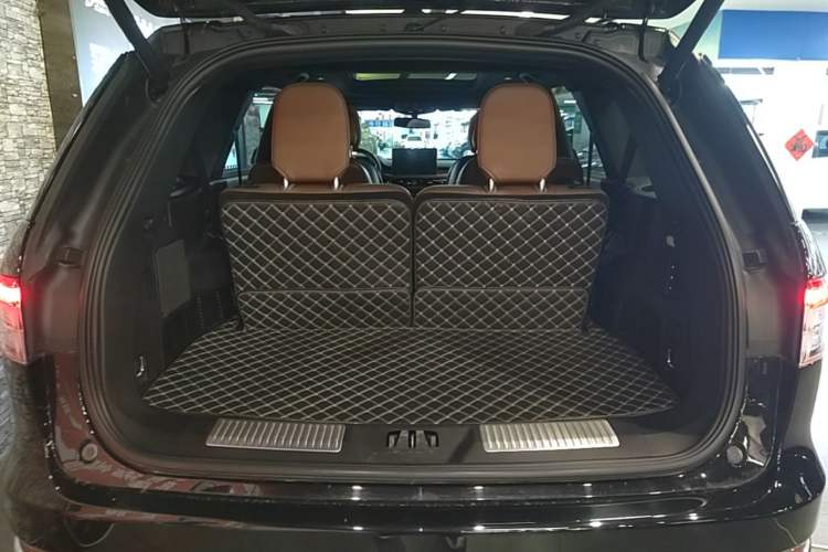 Used Lincoln Aviator 2023 3.0T V6 All-Wheel-Drive Zunya Cruise Version Six Seats Trunk